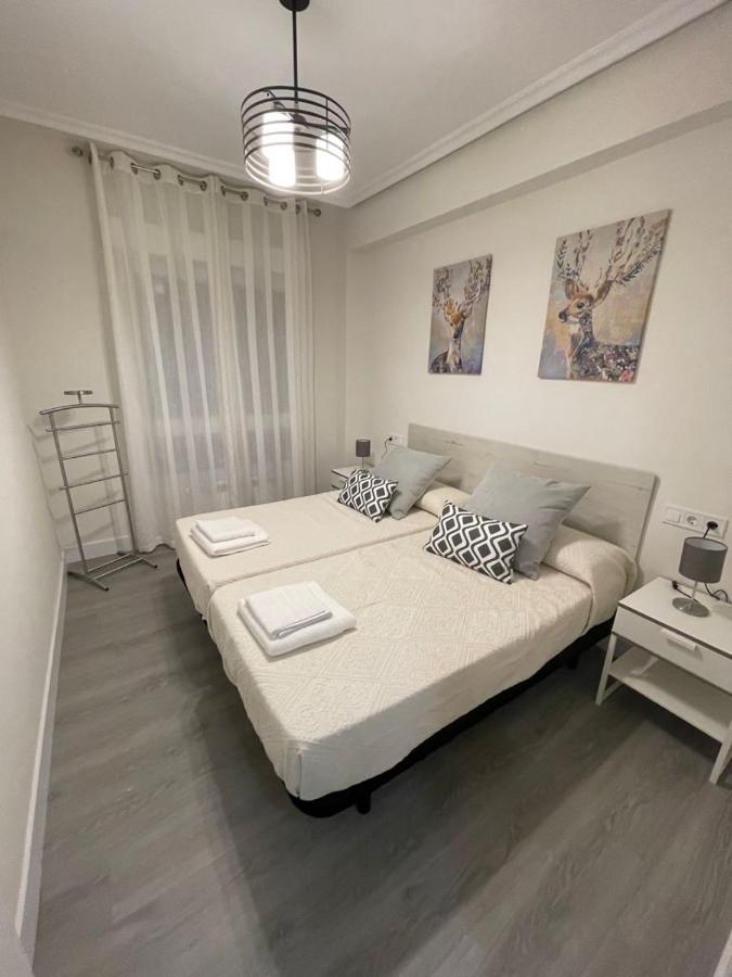 Apartamento Buenavista Oviedo Luaran gambar
